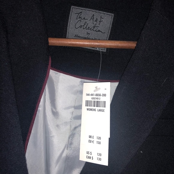 NWT the A & F preppy collection blazer - Picture 2 of 4